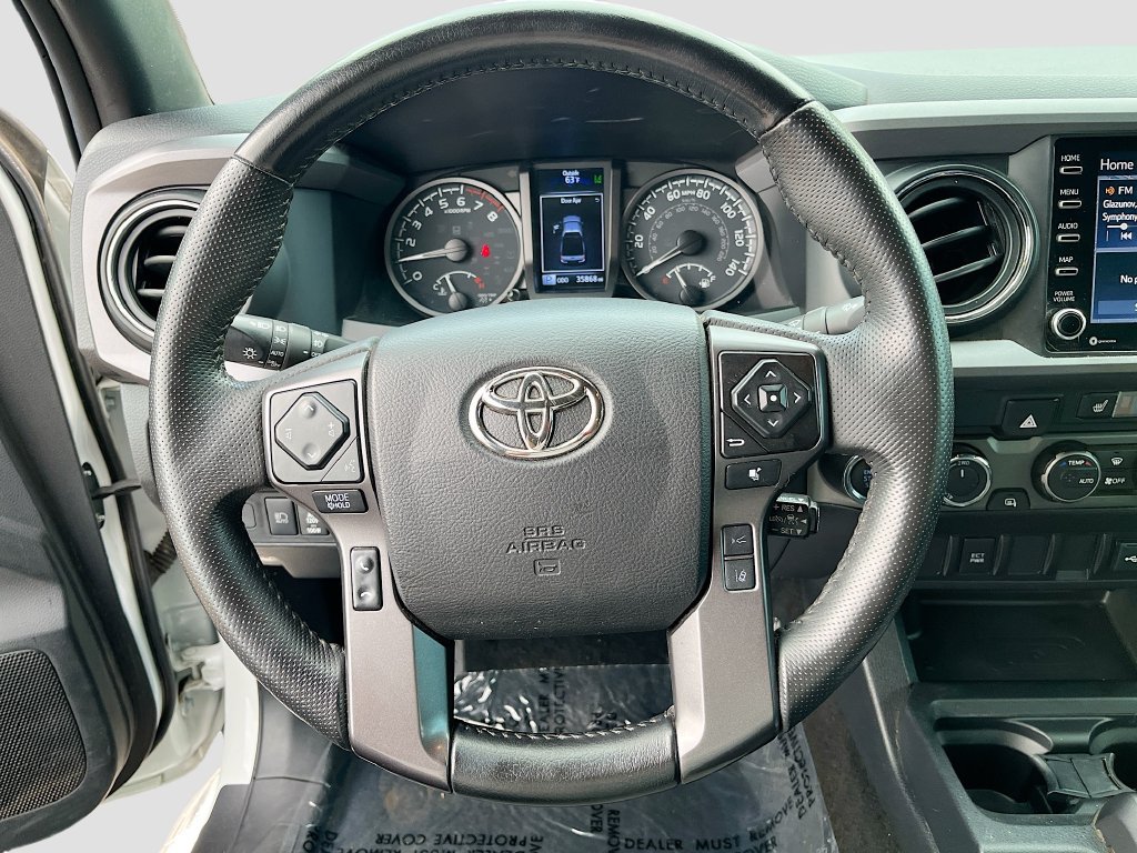 Used 2022 Toyota Tacoma TRD Off-Road w/ TRD Premium Off Road Package AWD/4WD image 11