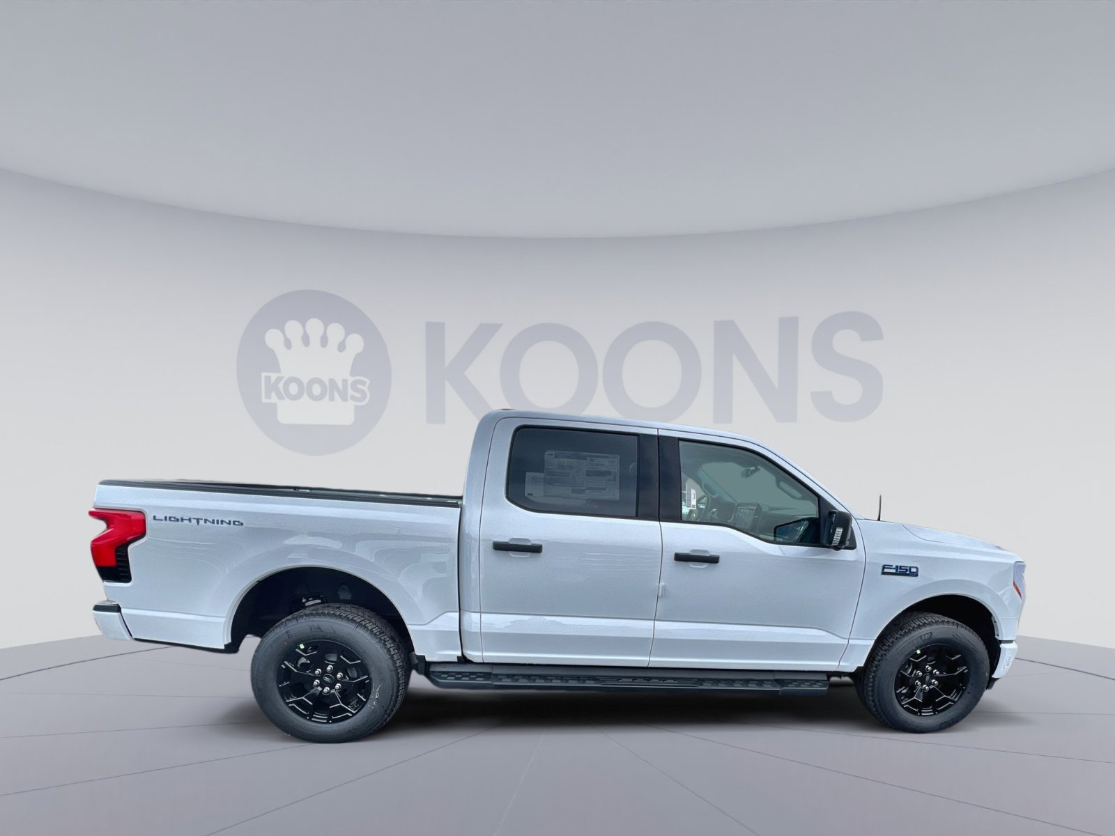 New 2025 Ford F150 Lightning XLT image 8