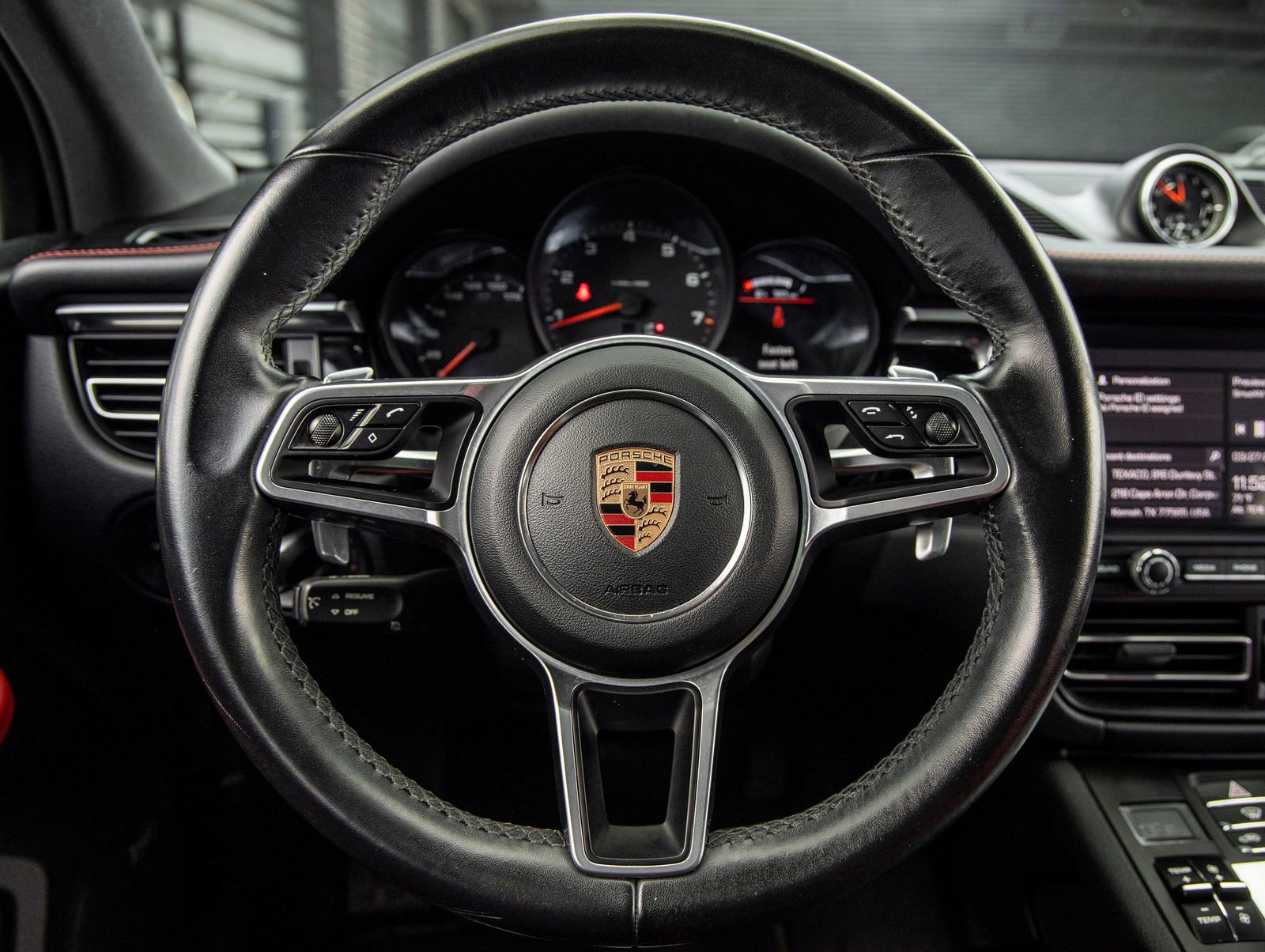 Used 2020 Porsche Macan image 29