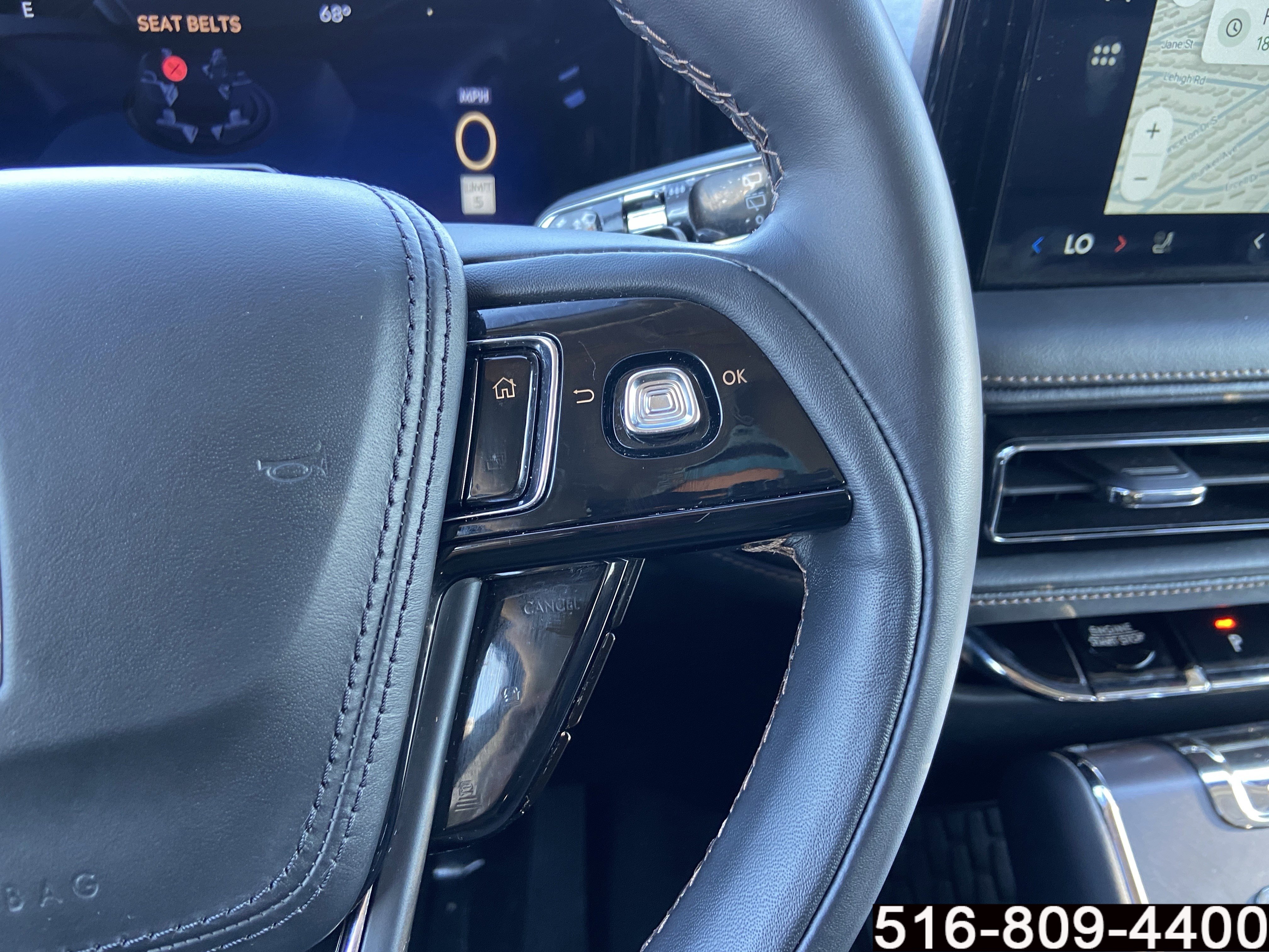 Used 2025 Lincoln Aviator AWD w/ Equipment Group 101A image 17