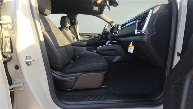 New 2026 GMC Canyon Elevation w/ Convenience Package image 13