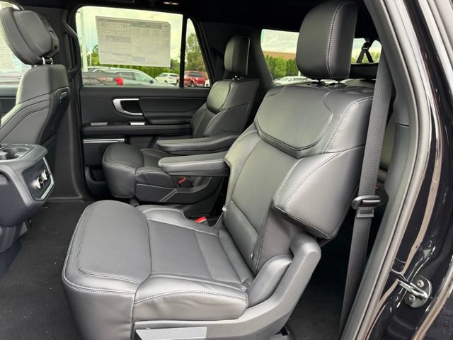 New 2026 Ford Expedition Max Platinum w/ Stealth Appearance Package AWD/4WD image 19