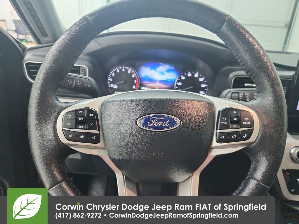 Used 2022 Ford Explorer XLT w/ Equipment Group 202A image 21