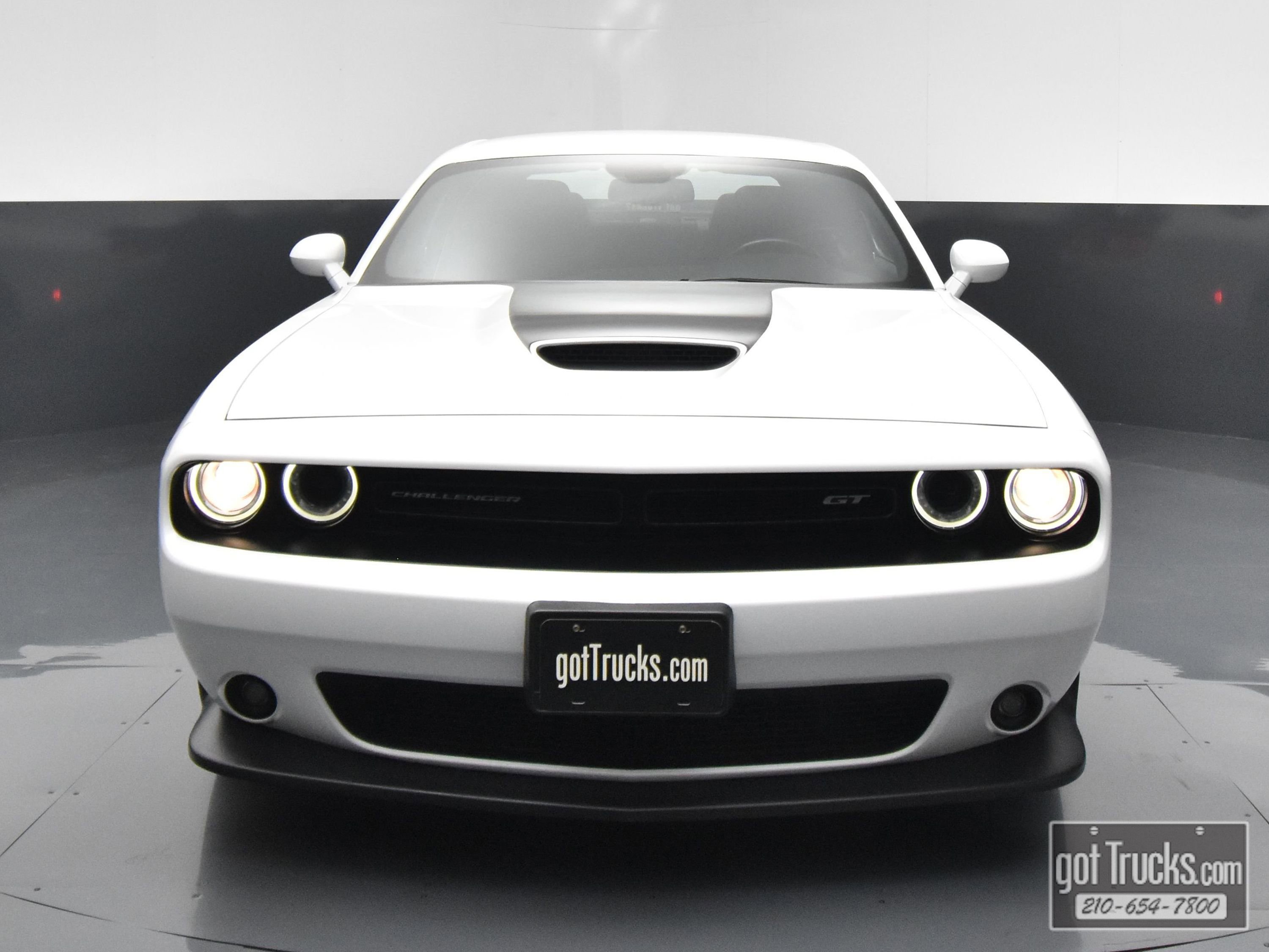 Used 2020 Dodge Challenger GT RWD image 45