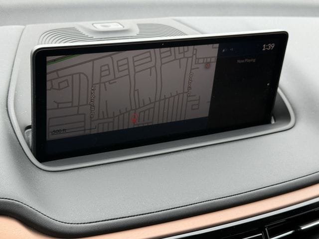 Certified 2024 Acura MDX FWD w/ Technology Package image 18