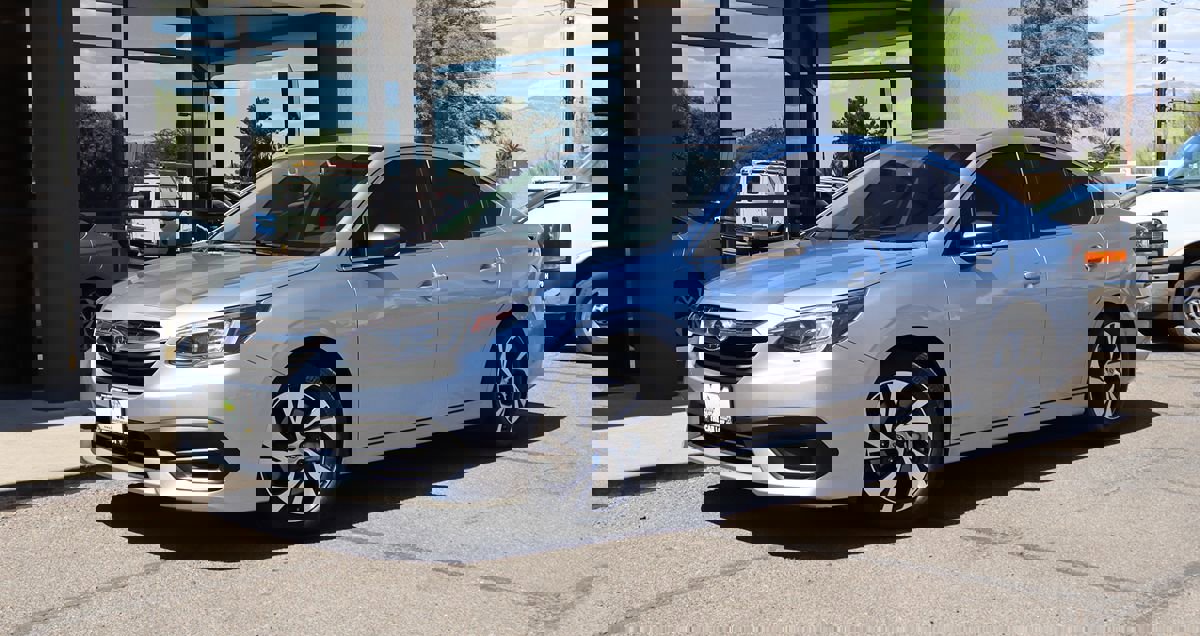 Used 2022 Subaru Legacy AWD/4WD image 2