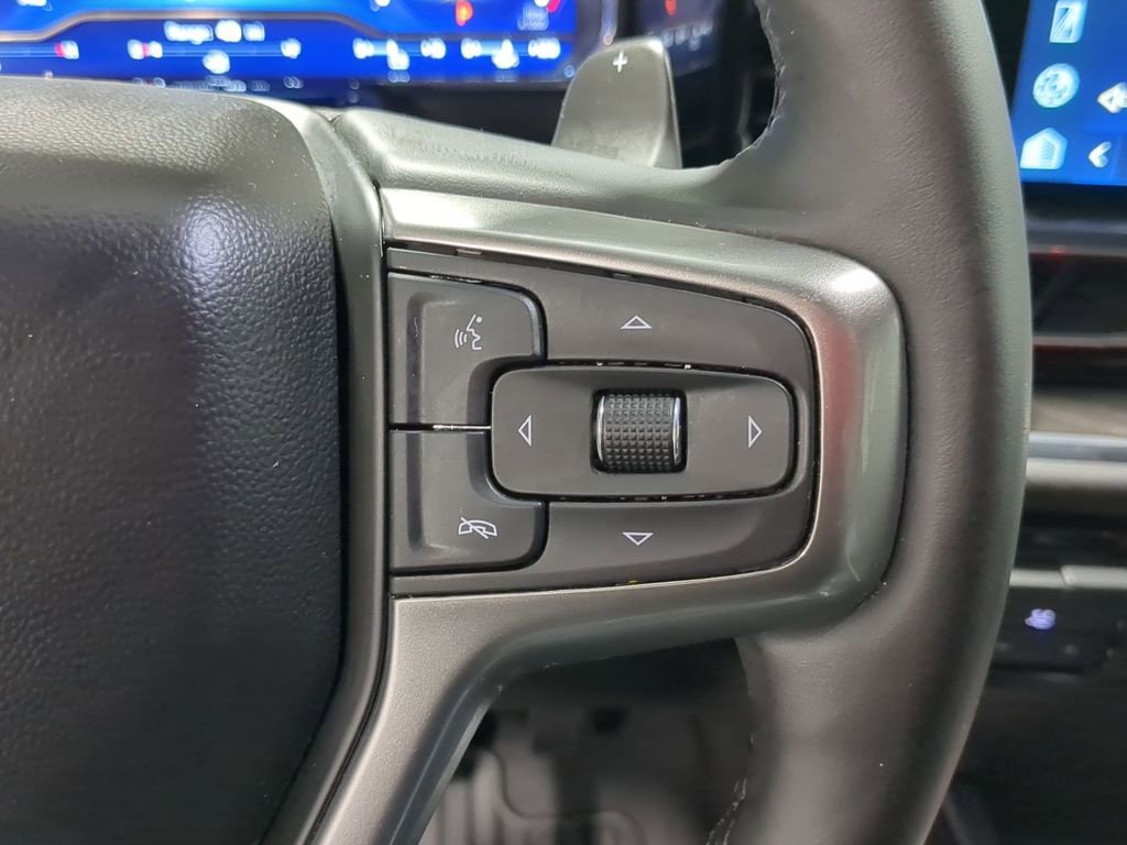 Used 2023 Chevrolet Silverado 1500 LTZ image 39