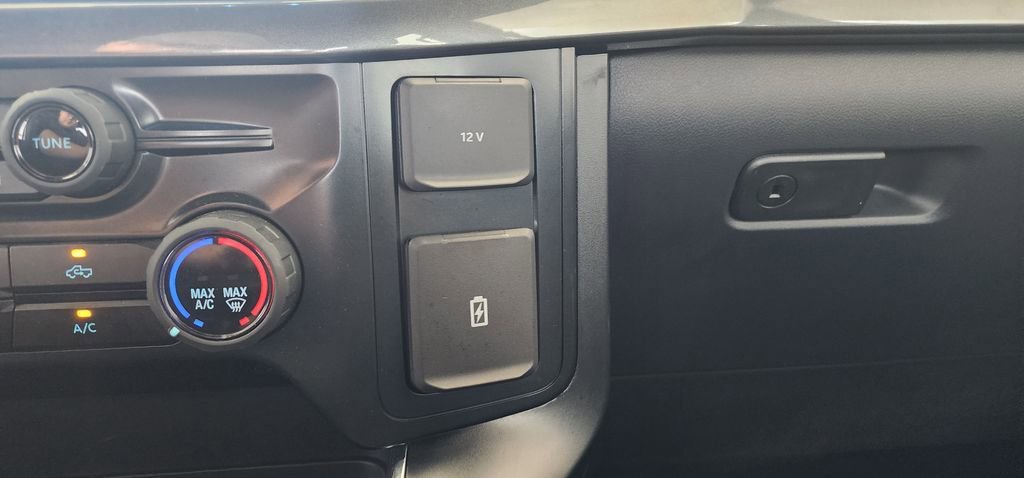 Used 2024 Ford F150 STX image 31