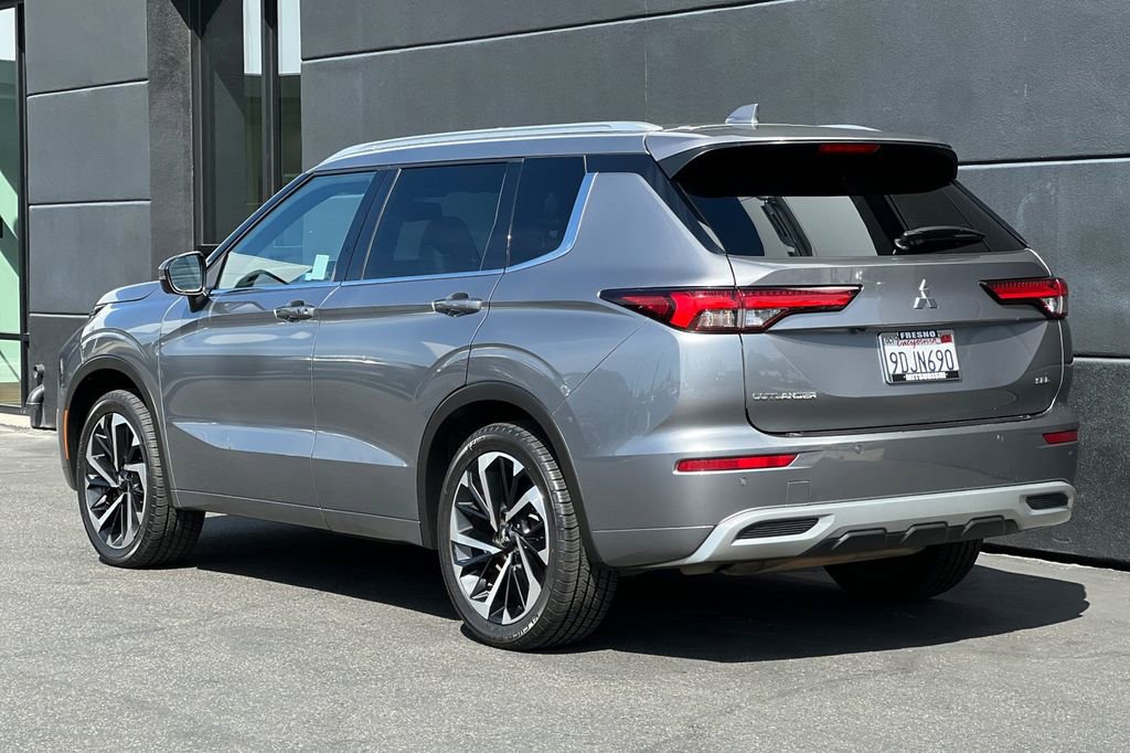 Used 2022 Mitsubishi Outlander SEL image 8