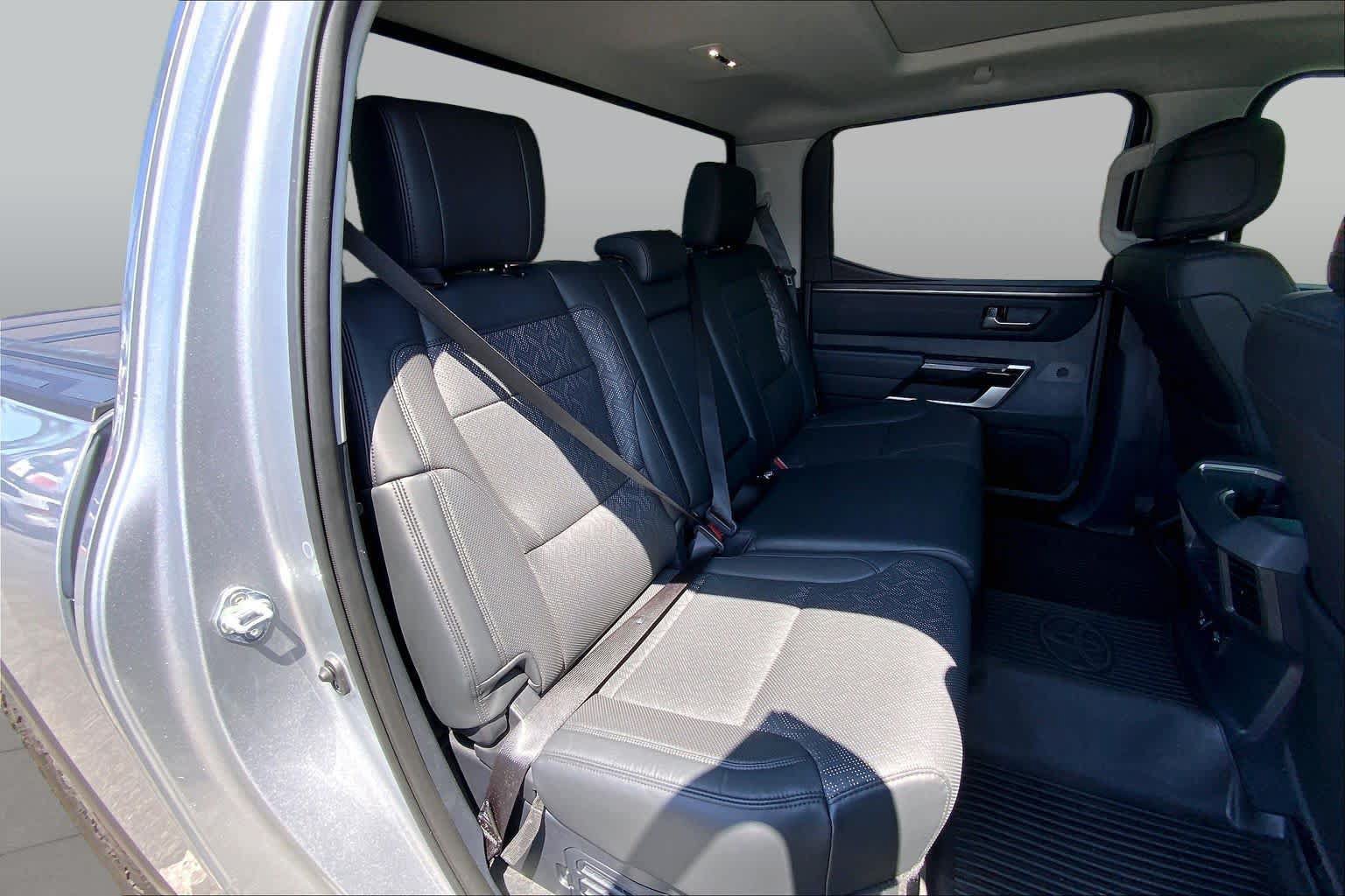 Used 2024 Toyota Tundra Limited AWD/4WD image 19