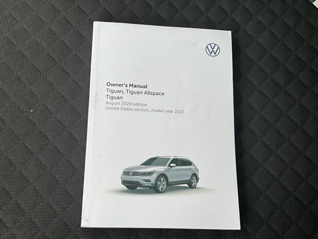 Used 2021 Volkswagen Tiguan S image 31