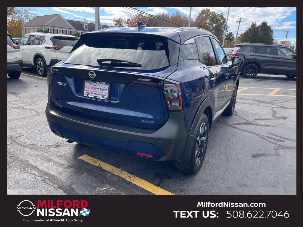 Certified 2025 Nissan Kicks SV w/ SV Premium Package AWD/4WD image 5