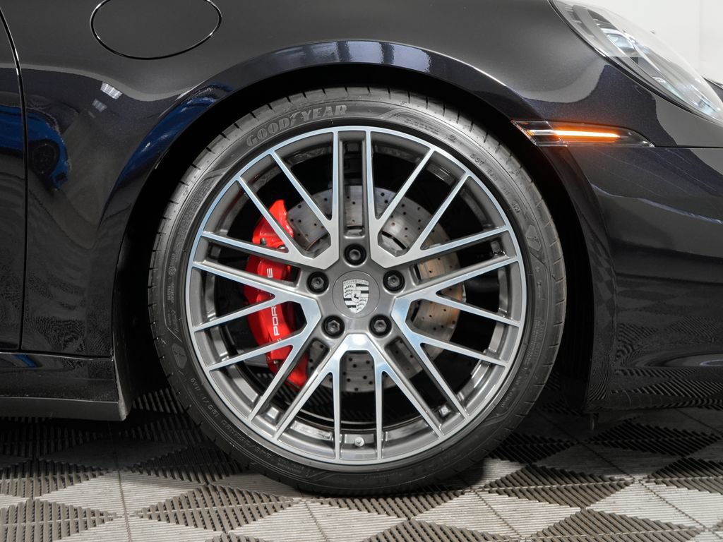 Certified 2022 Porsche 911 Carrera S RWD image 25