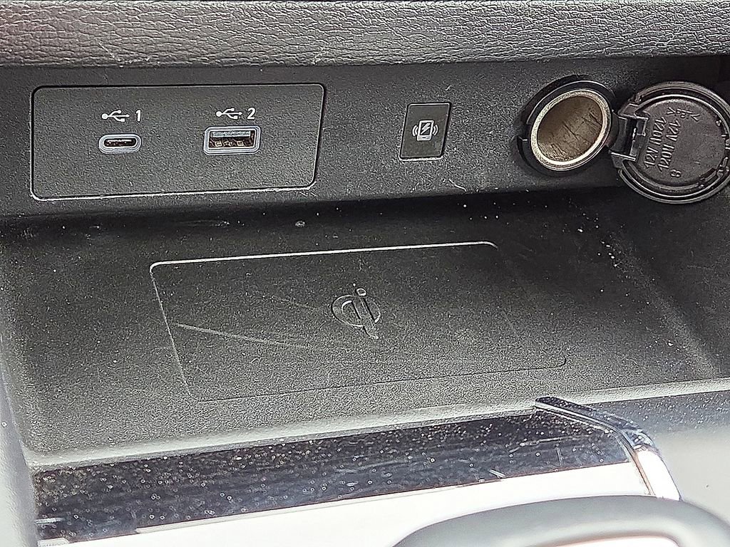 Used 2024 Mitsubishi Outlander SE AWD/4WD image 25