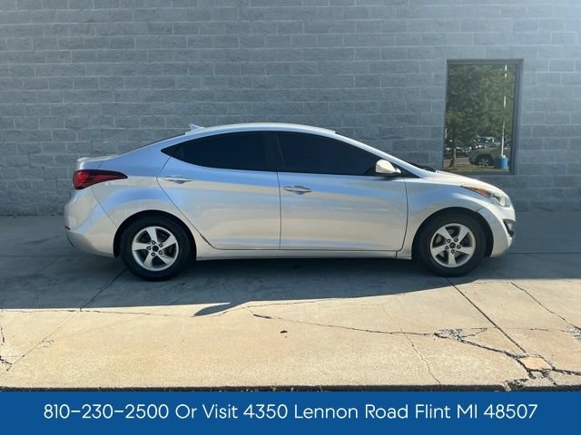 Used 2015 Hyundai Elantra SE FWD image 10