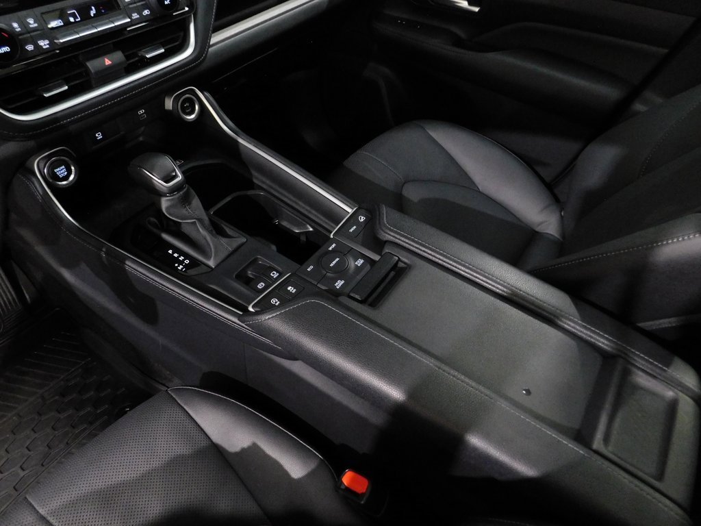 Used 2024 Toyota Grand Highlander Limited image 66