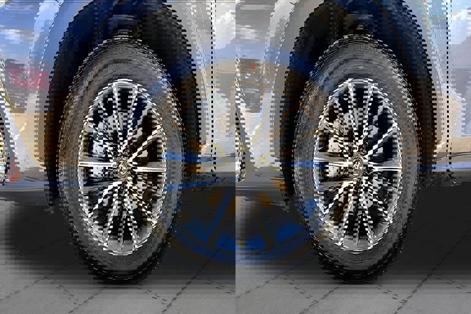 Used 2025 Lexus NX 250 FWD w/ Towing Package (2000 Lbs) image 11