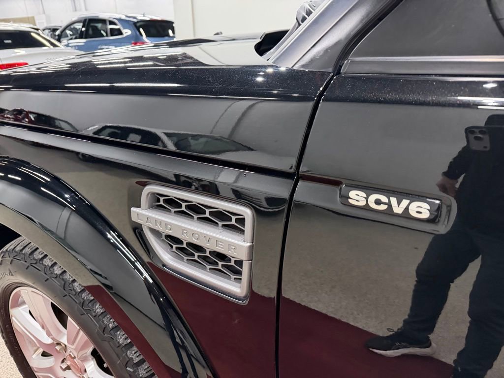 Used 2014 Land Rover LR4 HSE image 17