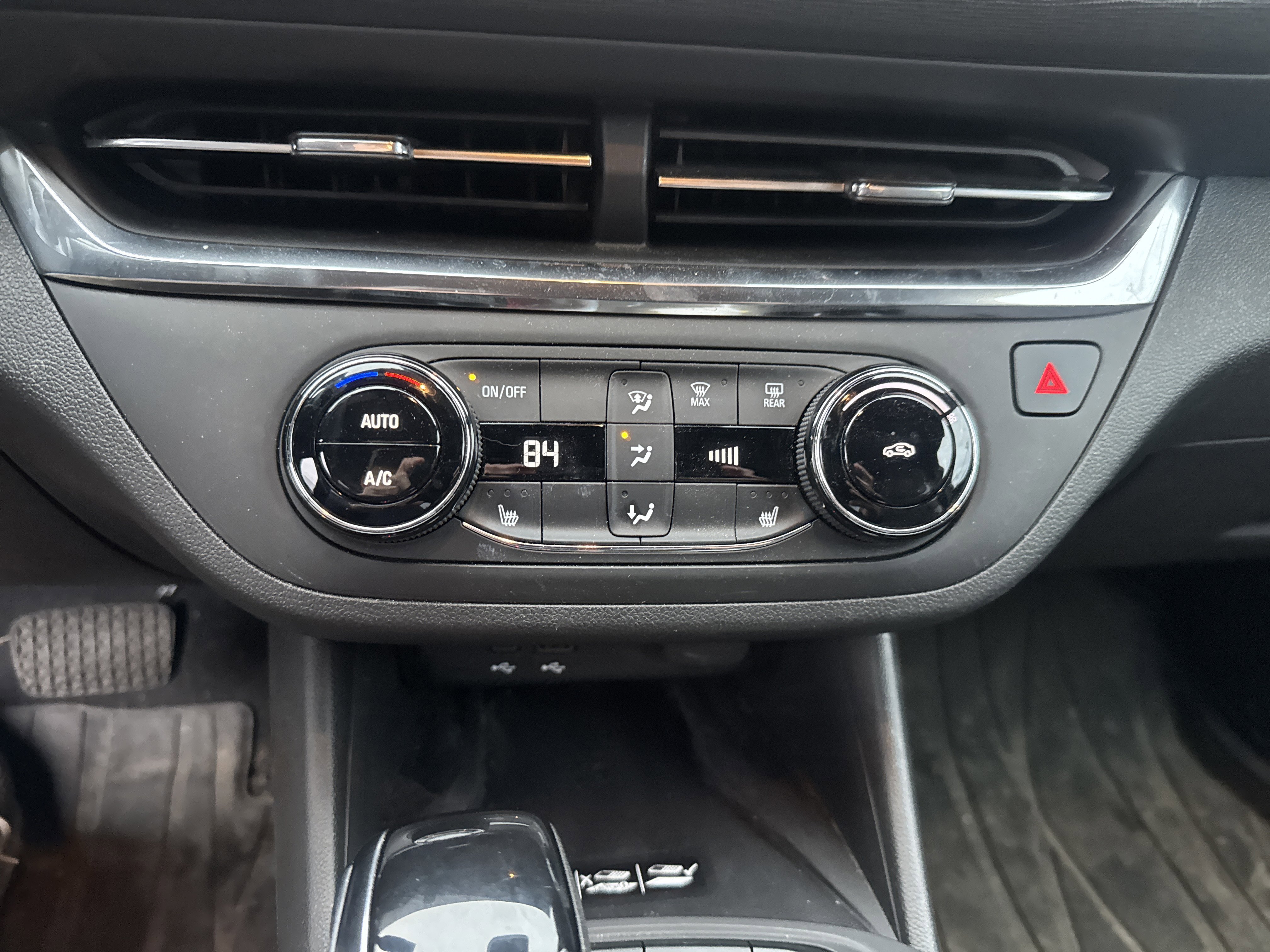 Used 2024 Buick Envista Preferred w/ Convenience I Package image 25