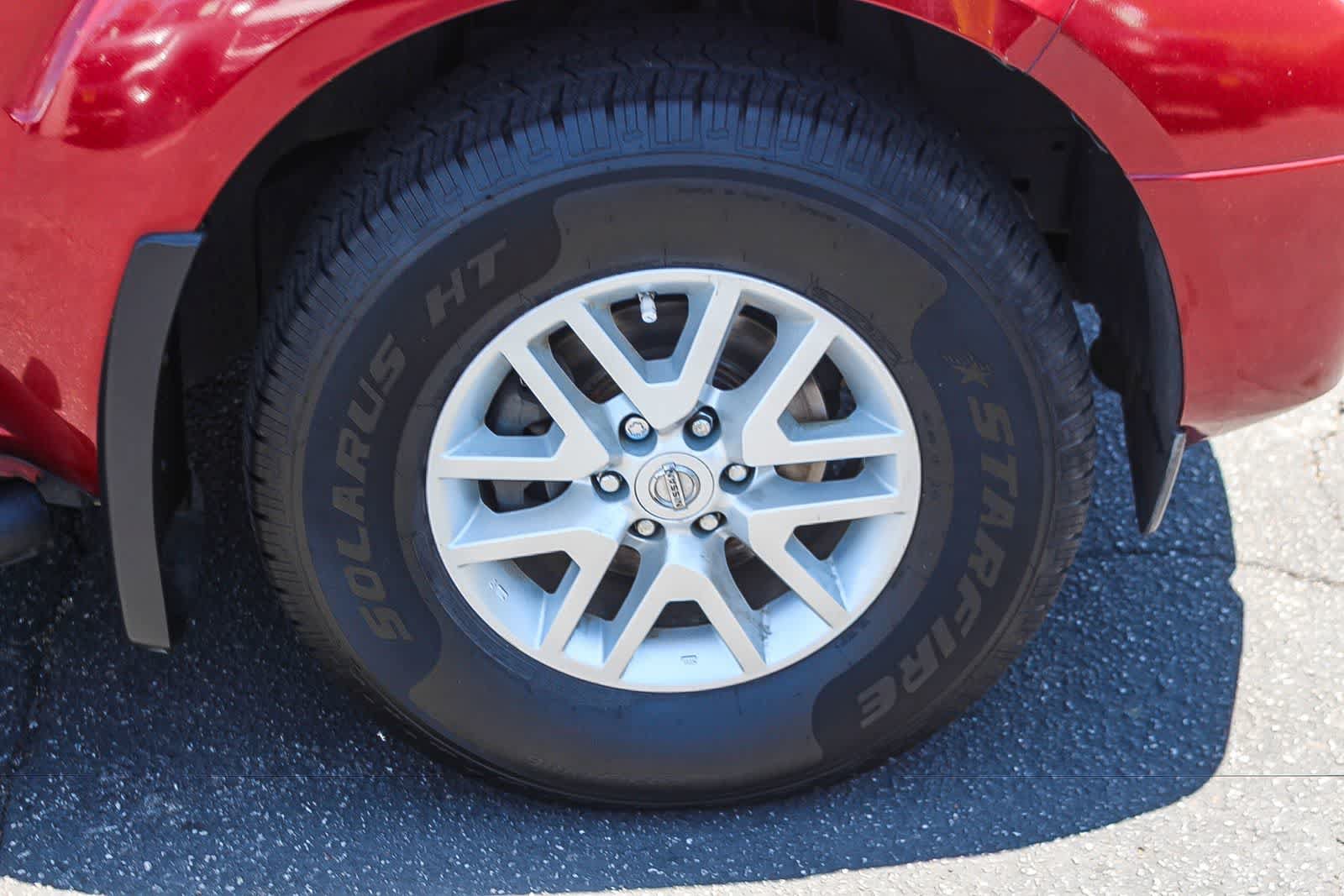 Used 2017 Nissan Frontier SV RWD image 11