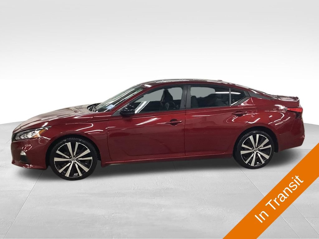 Used 2019 Nissan Altima 2.5 SR w/ SR Premium Package AWD/4WD image 3