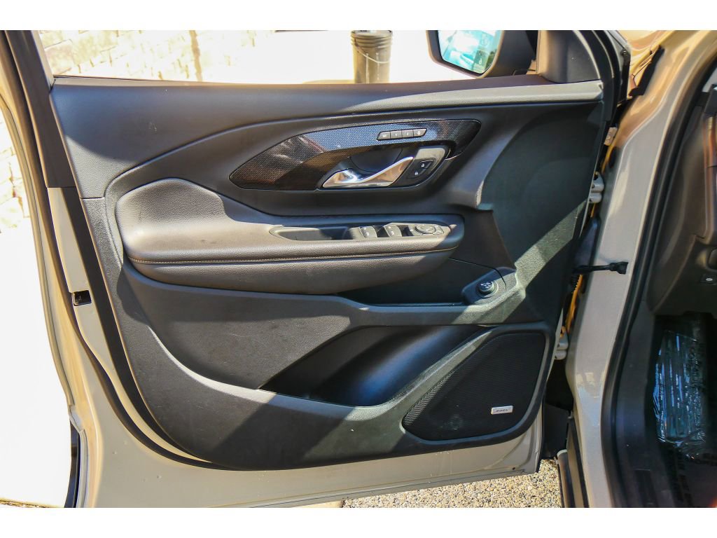 Used 2022 GMC Terrain AT4 w/ Infotainment Package II AWD/4WD image 9