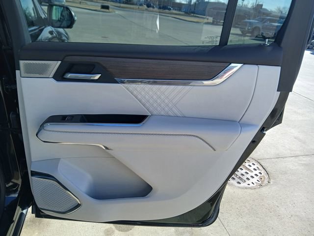 Certified 2024 GMC Acadia Denali w/ Super Cruise Package image 20