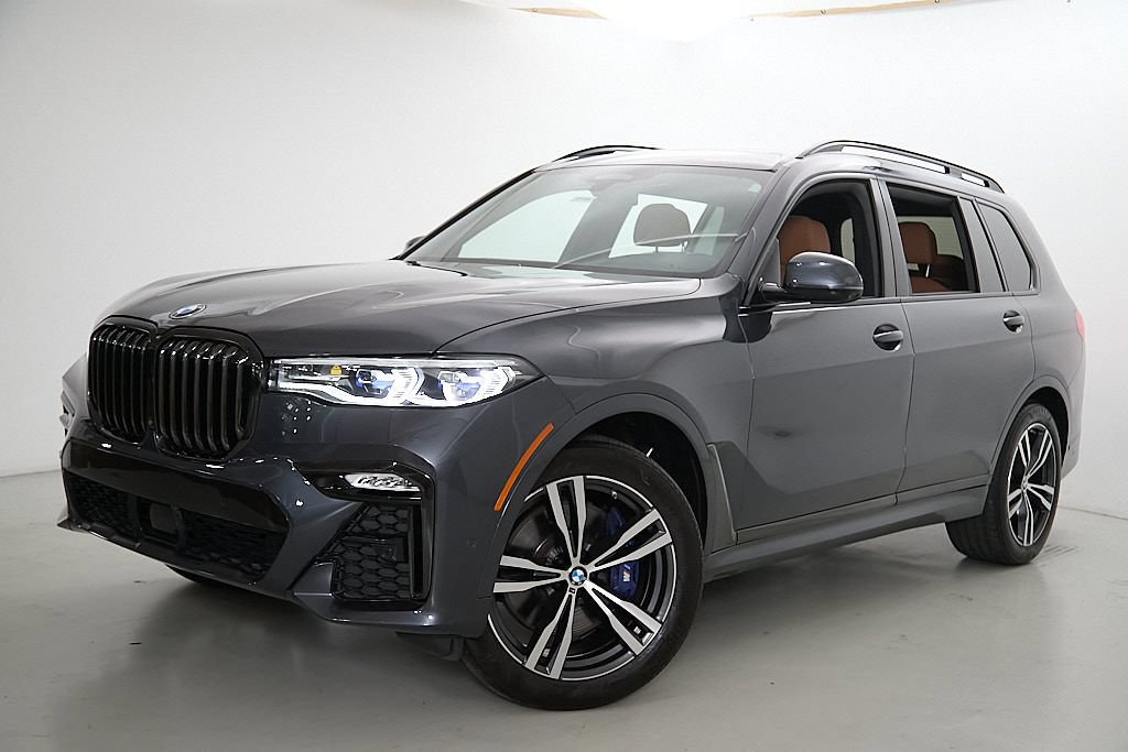 Used 2021 BMW X7 M50i w/ Dynamic Handling Package AWD/4WD image 2