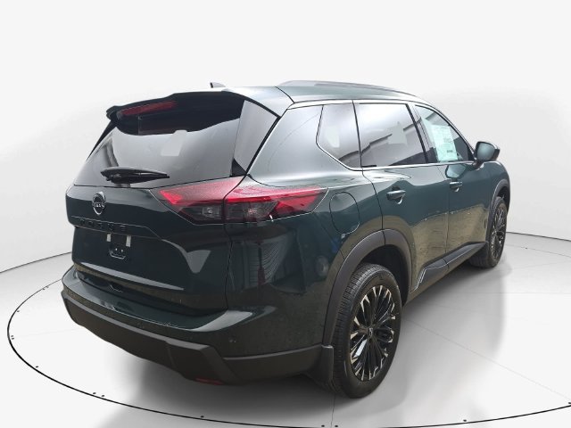 New 2027 Nissan Rogue Dark Armor FWD image 6