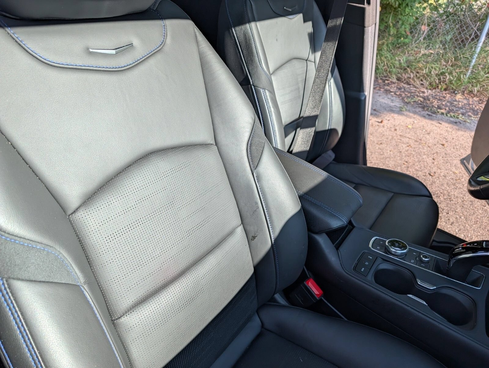 Certified 2024 Cadillac XT4 Sport AWD/4WD image 28