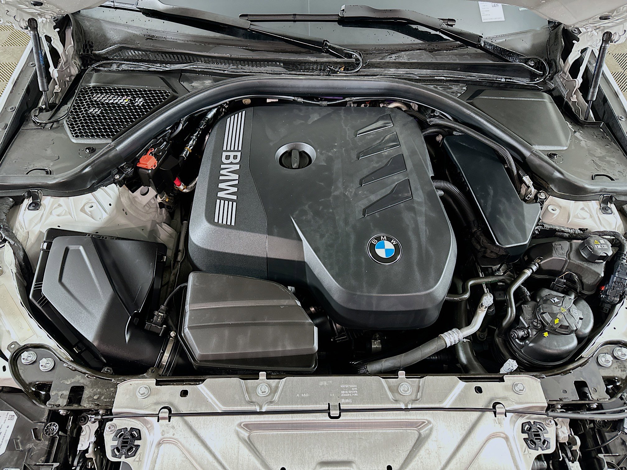 Used 2025 BMW 330i Sedan image 34