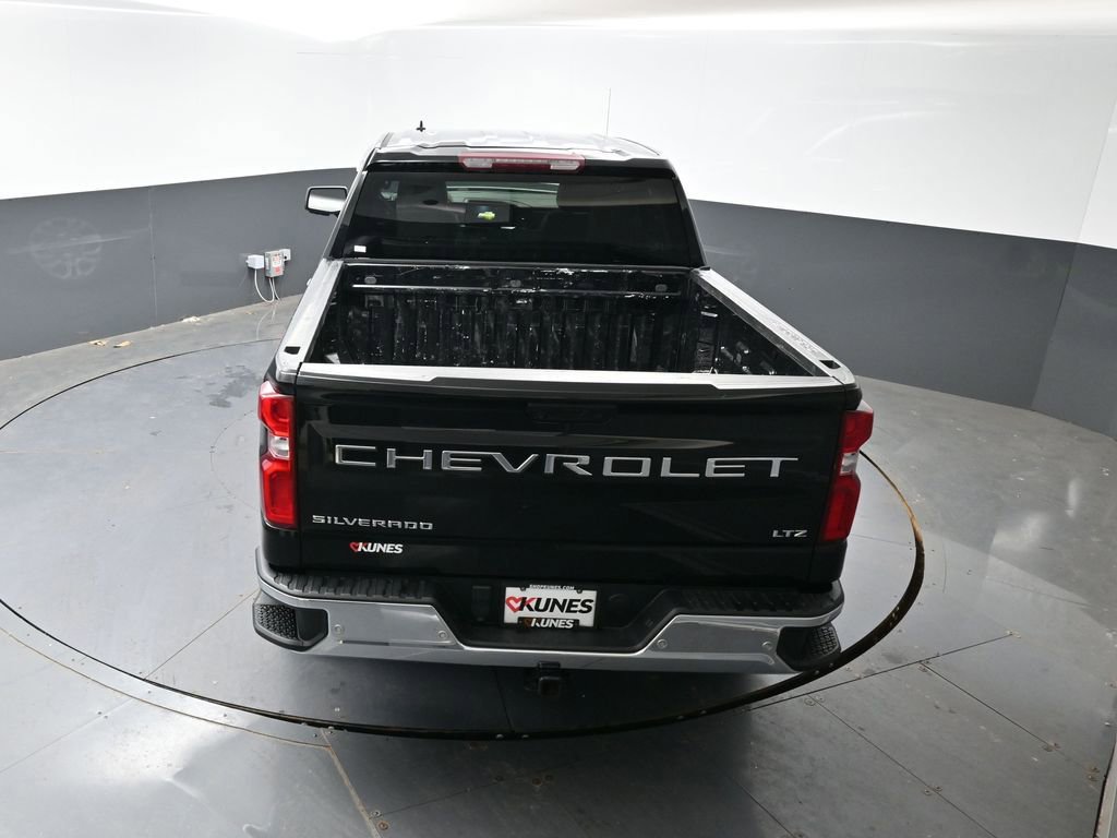 Used 2023 Chevrolet Silverado 1500 LTZ AWD/4WD image 23