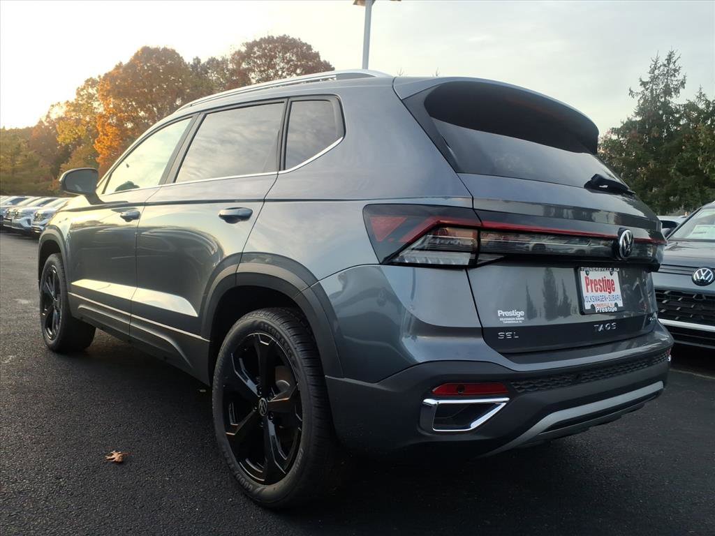 New 2025 Volkswagen Taos SEL image 3