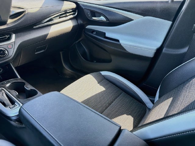 Used 2024 Buick Envista Preferred w/ Advanced Safety Package FWD image 22