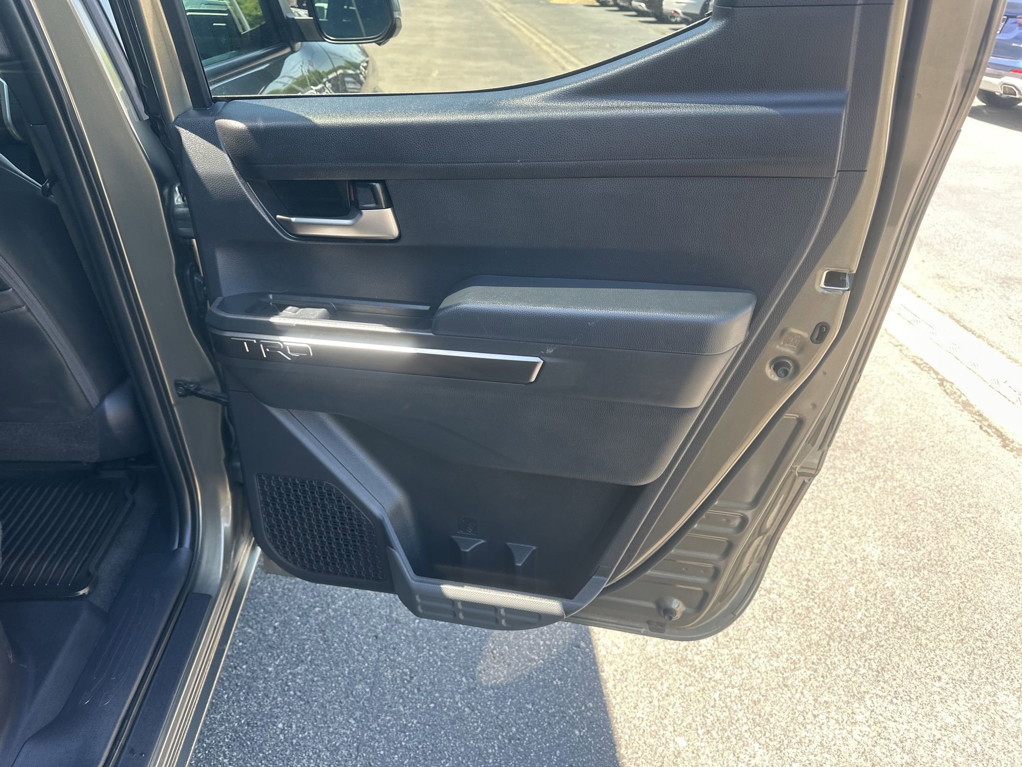 Used 2024 Toyota Tacoma TRD Sport w/ TRD Sport Premium Package AWD/4WD image 19