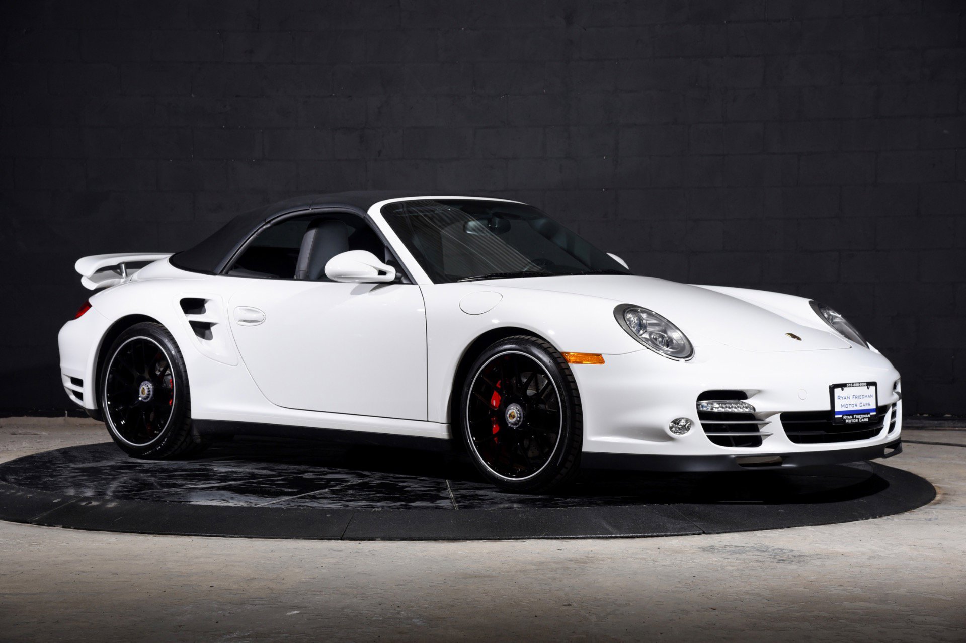 Used 2011 Porsche 911 Turbo image 28
