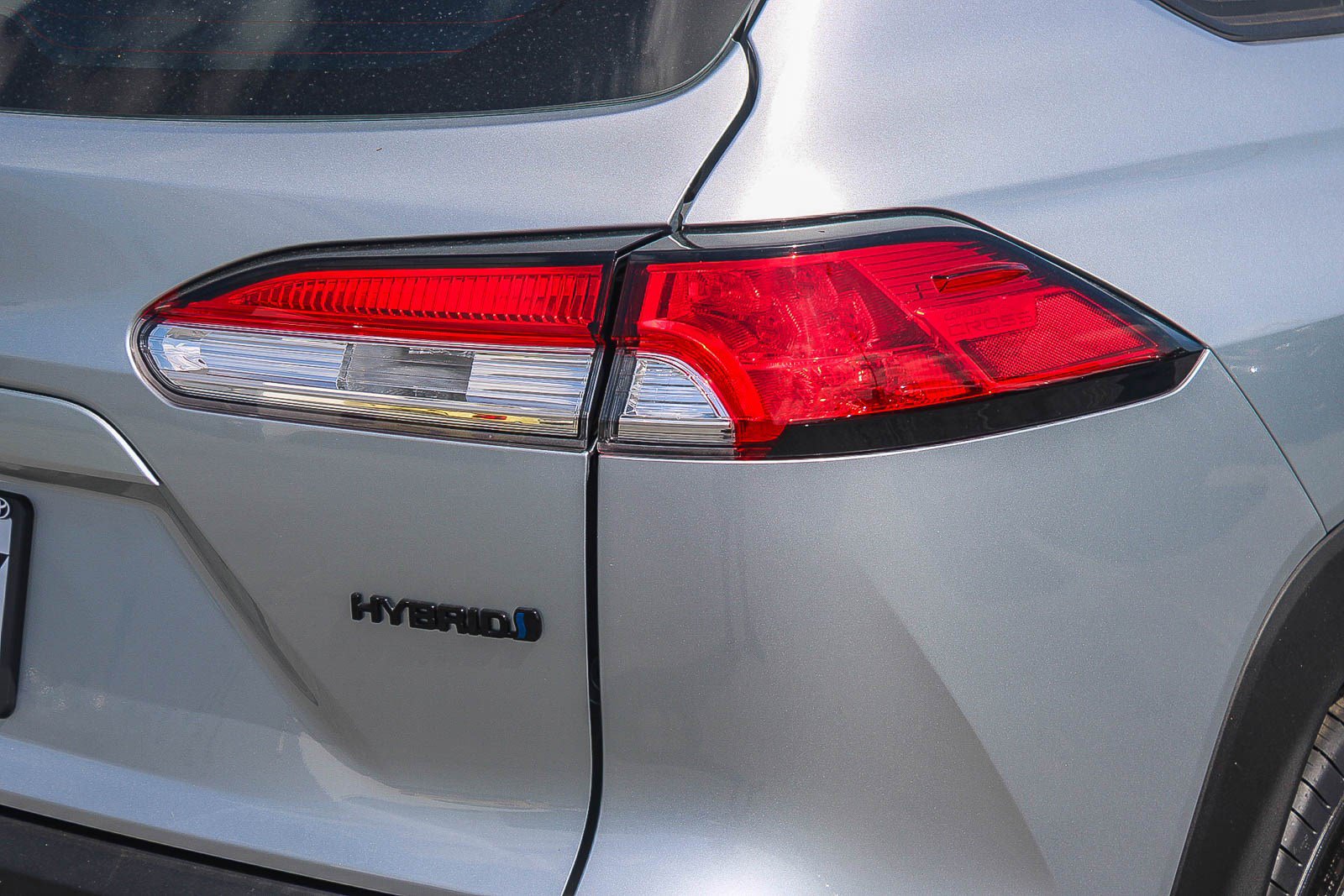 Used 2024 Toyota Corolla Cross AWD Hybrid image 10