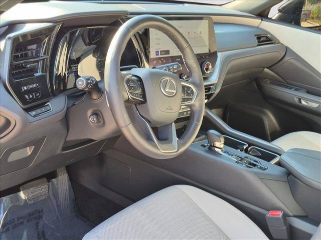 Used 2024 Lexus TX 350 FWD w/ Captains Chair Package image 9