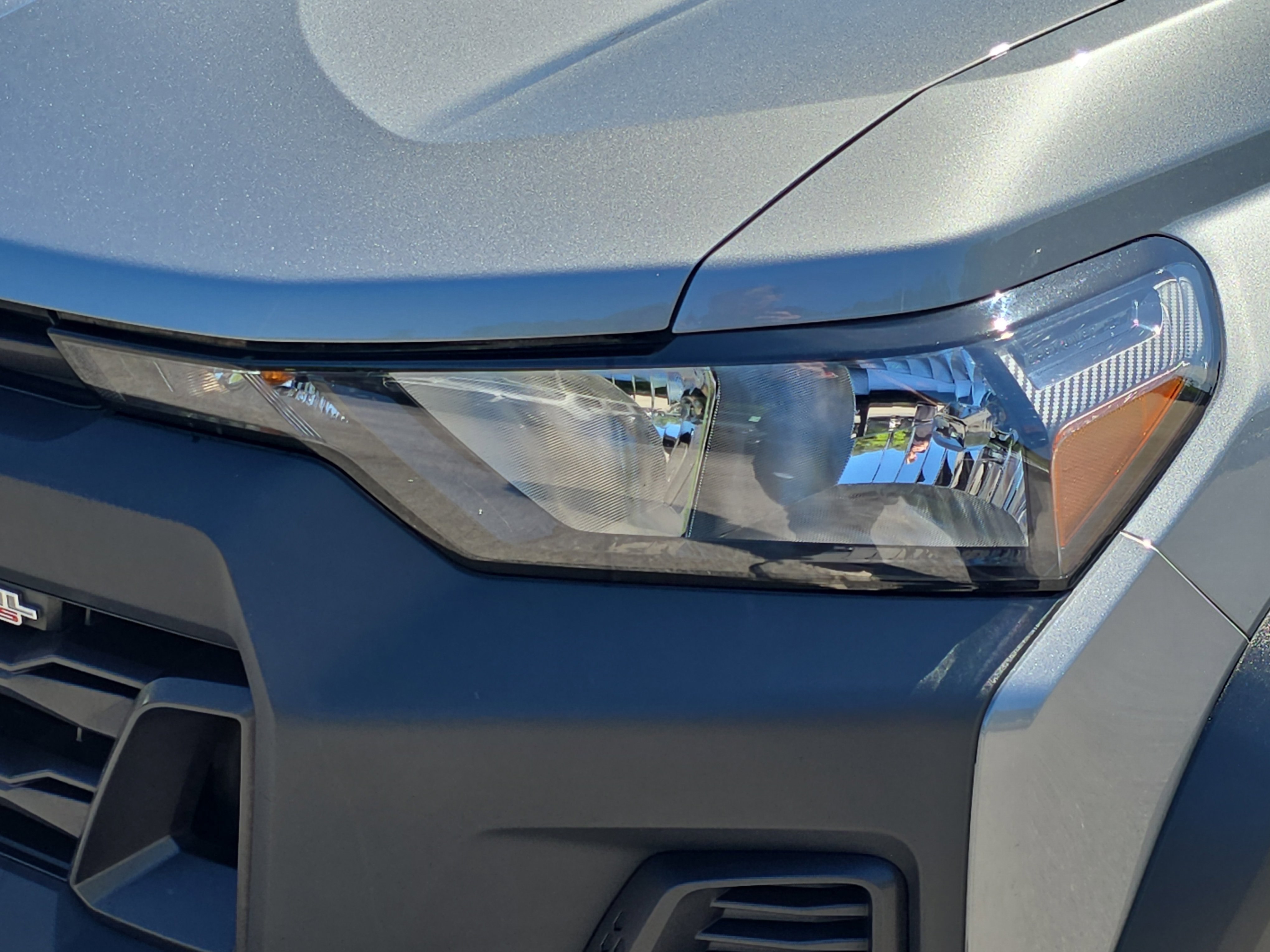 Used 2023 Chevrolet Colorado Trail Boss w/ Technology Package AWD/4WD image 31