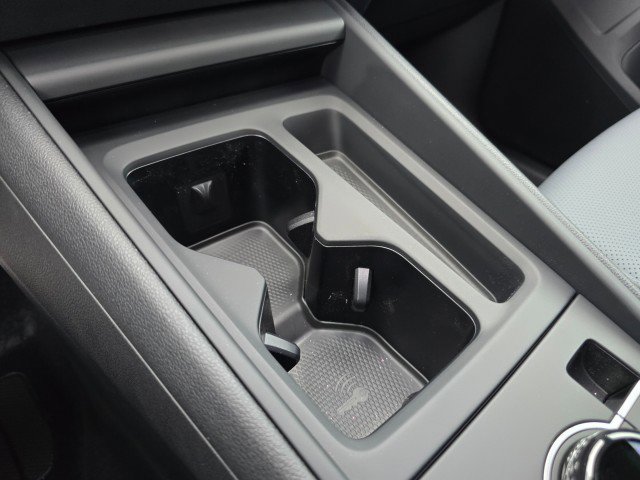 New 2025 Volkswagen Tiguan SE R-Line image 36