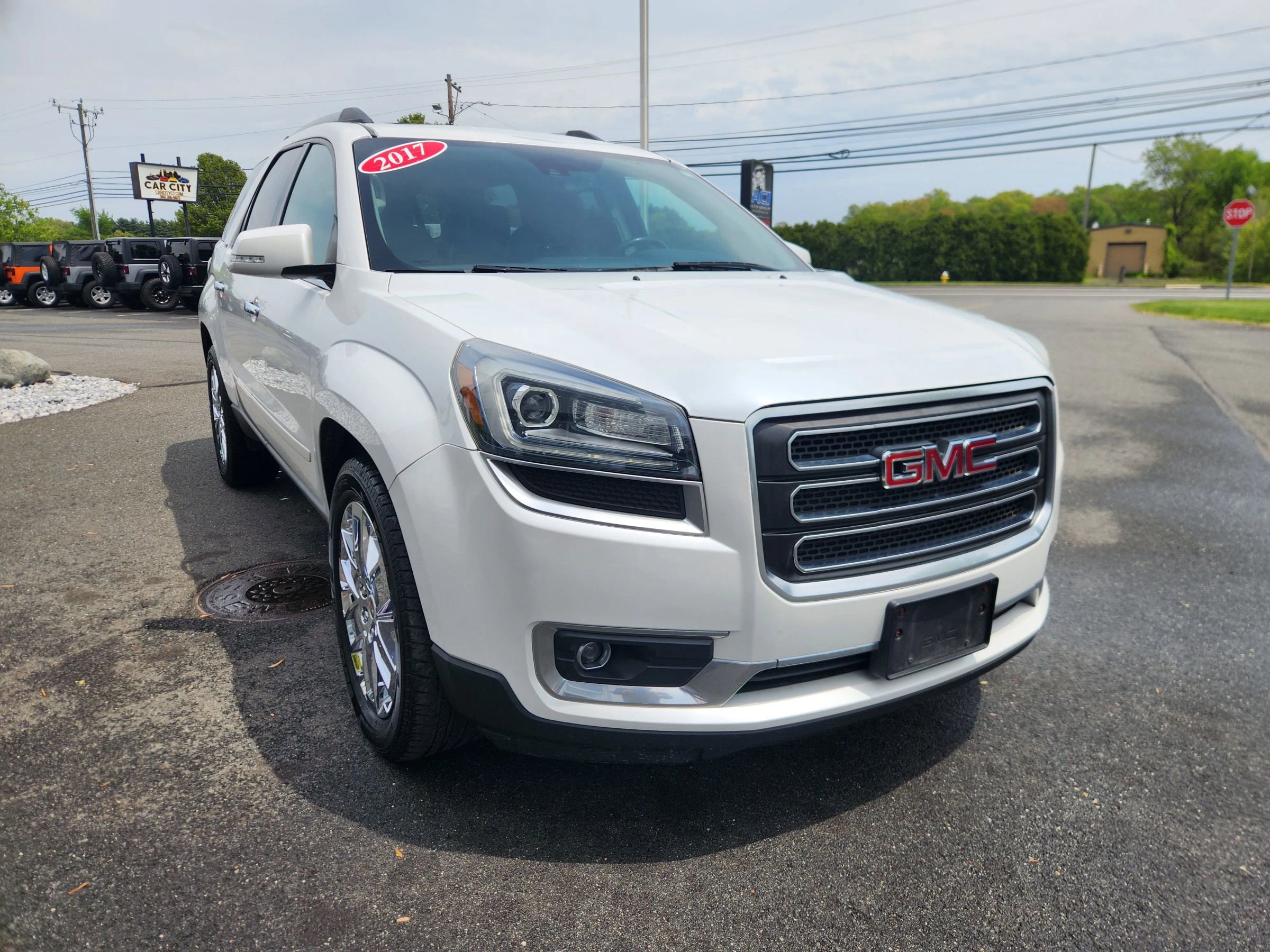 Used 2017 GMC Acadia Limited SLT AWD/4WD image 20