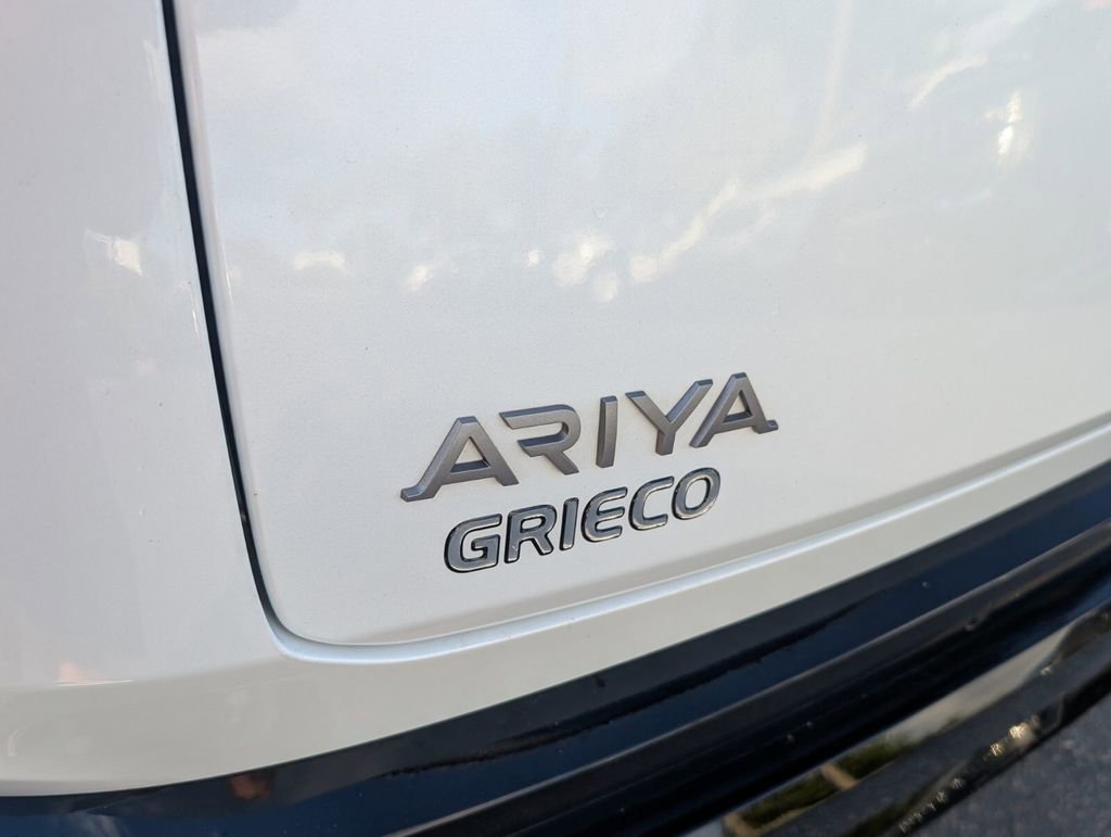 Used 2024 Nissan Ariya AWD image 14
