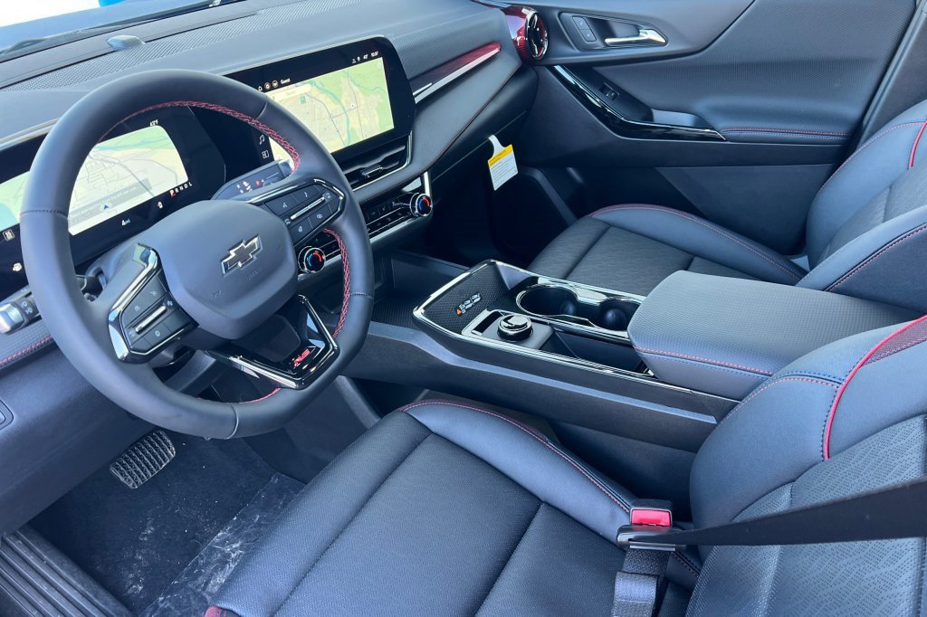 New 2026 Chevrolet Equinox RS image 7