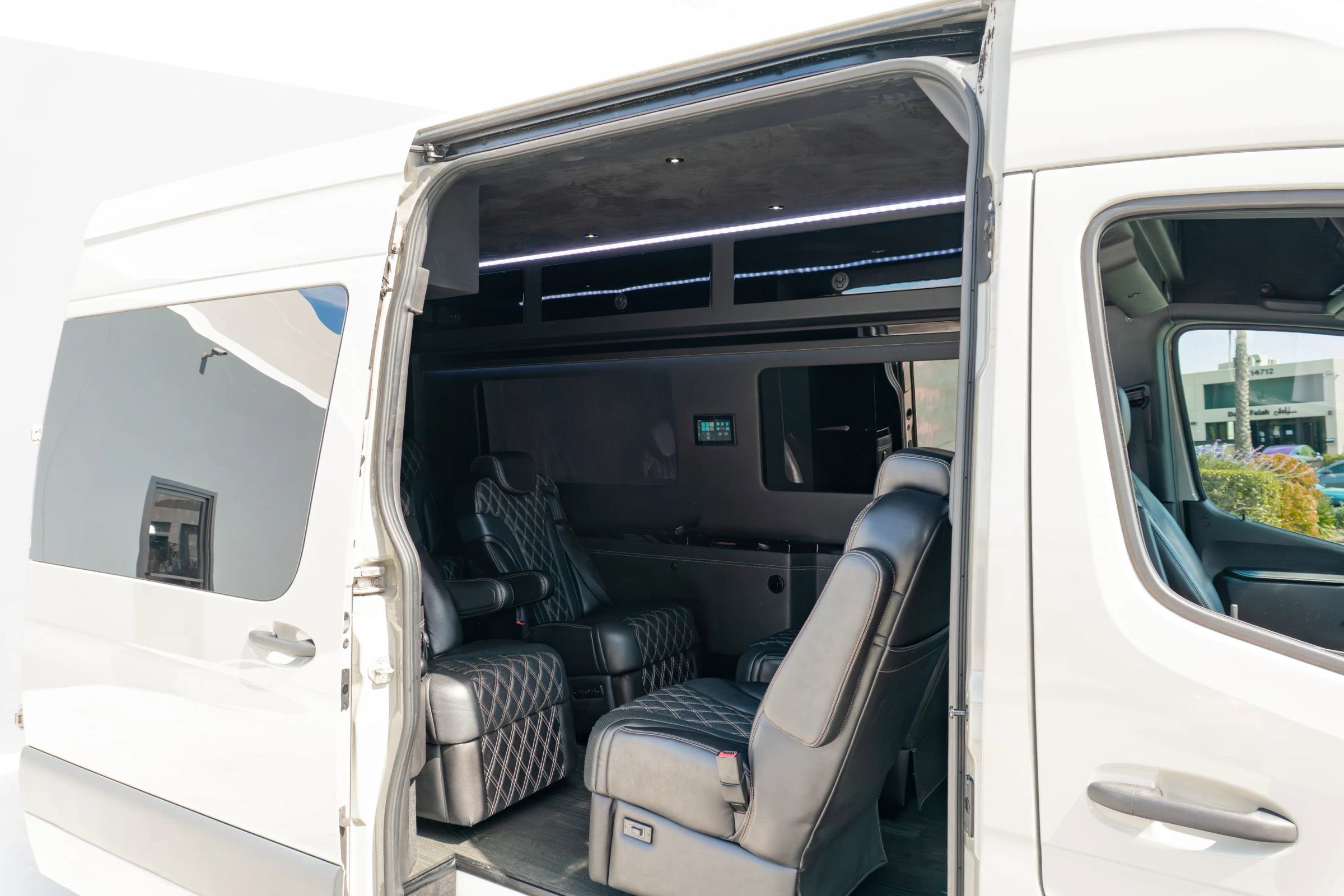 Used 2021 Mercedes-Benz Sprinter 2500 image 47