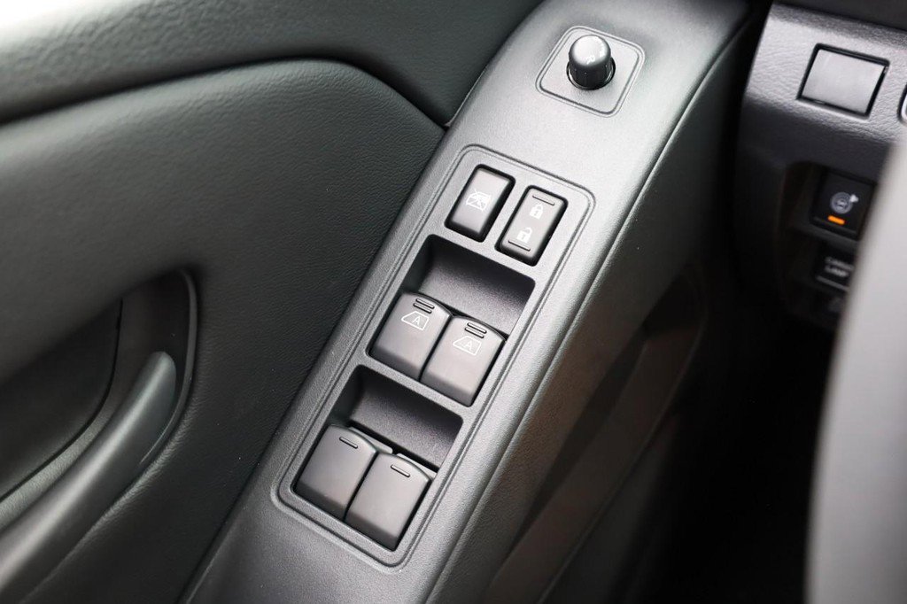 New 2026 Nissan Frontier SV w/ All-Weather Content Package image 17