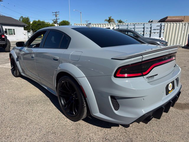 Used 2022 Dodge Charger SRT Hellcat w/ SRT Black Package RWD image 6