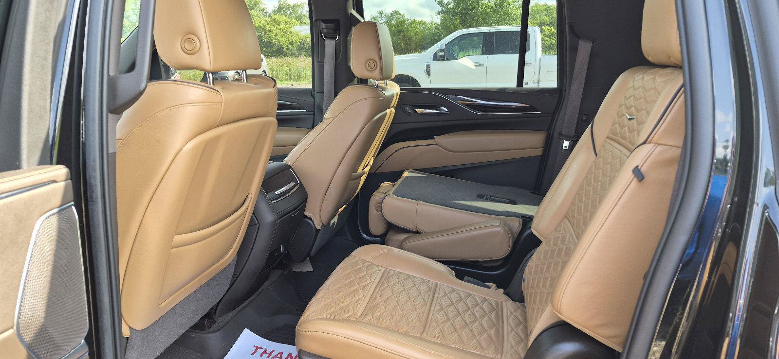 Used 2022 Cadillac Escalade ESV Sport w/ Touring Package AWD/4WD image 6