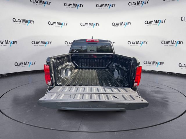 Used 2024 Chevrolet Colorado LT w/ LT Convenience Package III image 20