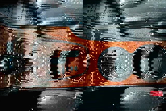 Used 2003 Ford Thunderbird image 35