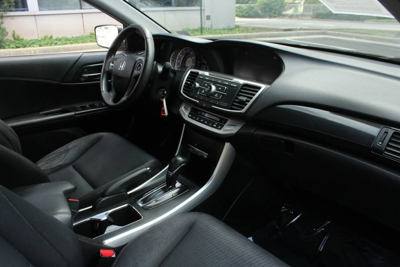 Used 2013 Honda Accord Sport image 25